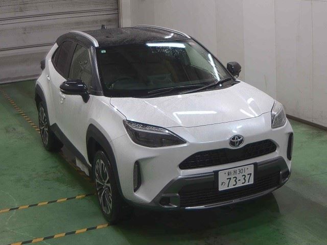 3052 Toyota Yaris cross MXPB15 2023 г. (JU Niigata)